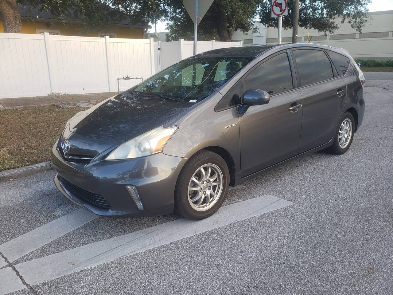 2014 Toyota Prius v for sale at We Buy & Sell Cars Inc in Orlando, FL