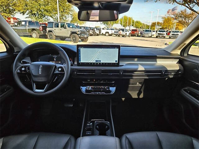 2023 Lincoln Corsair Standard