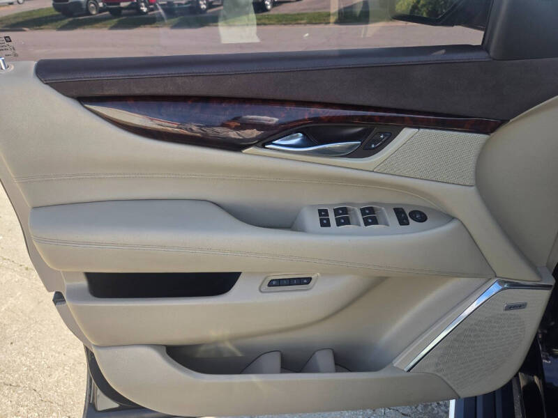 2015 Cadillac Escalade Premium