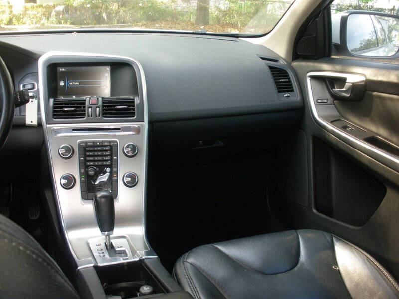 2012 Volvo XC60 3.2