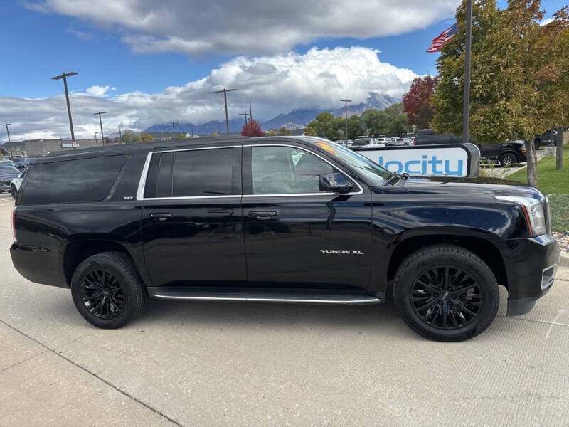 2020 GMC Yukon XL SLT
