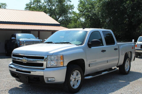 2011 Chevrolet Silverado 1500 for sale at Bailey & Sons Motor Co in Lyndon KS