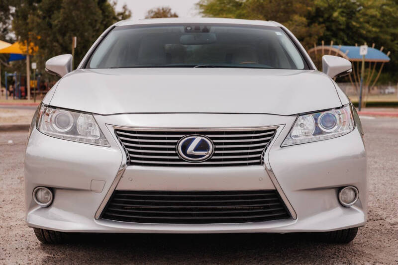 2013 Lexus ES 300h