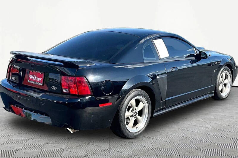 2002 Ford Mustang GT Deluxe