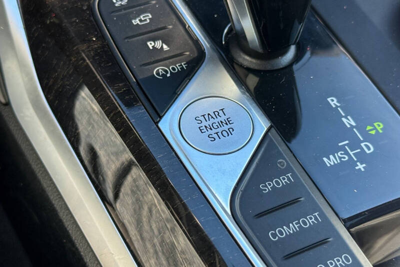 2019 BMW 3 Series 330i xDrive