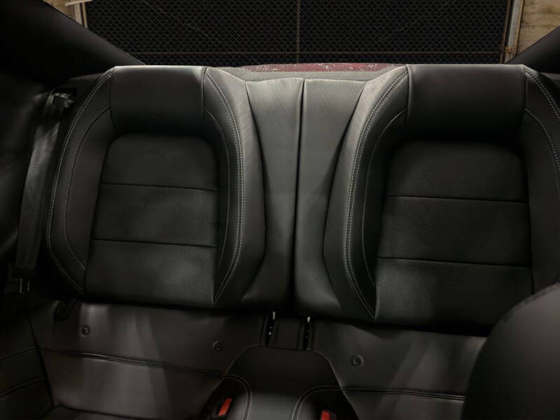 2022 Ford Mustang Mach 1