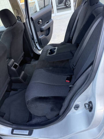 2012 Nissan Versa 1.8 S