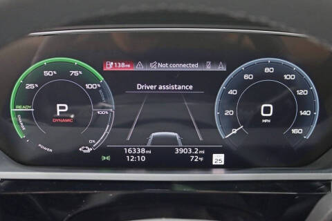 2022 Audi e-tron S quattro Prestige