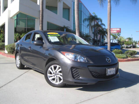 2013 Mazda MAZDA3 i Touring