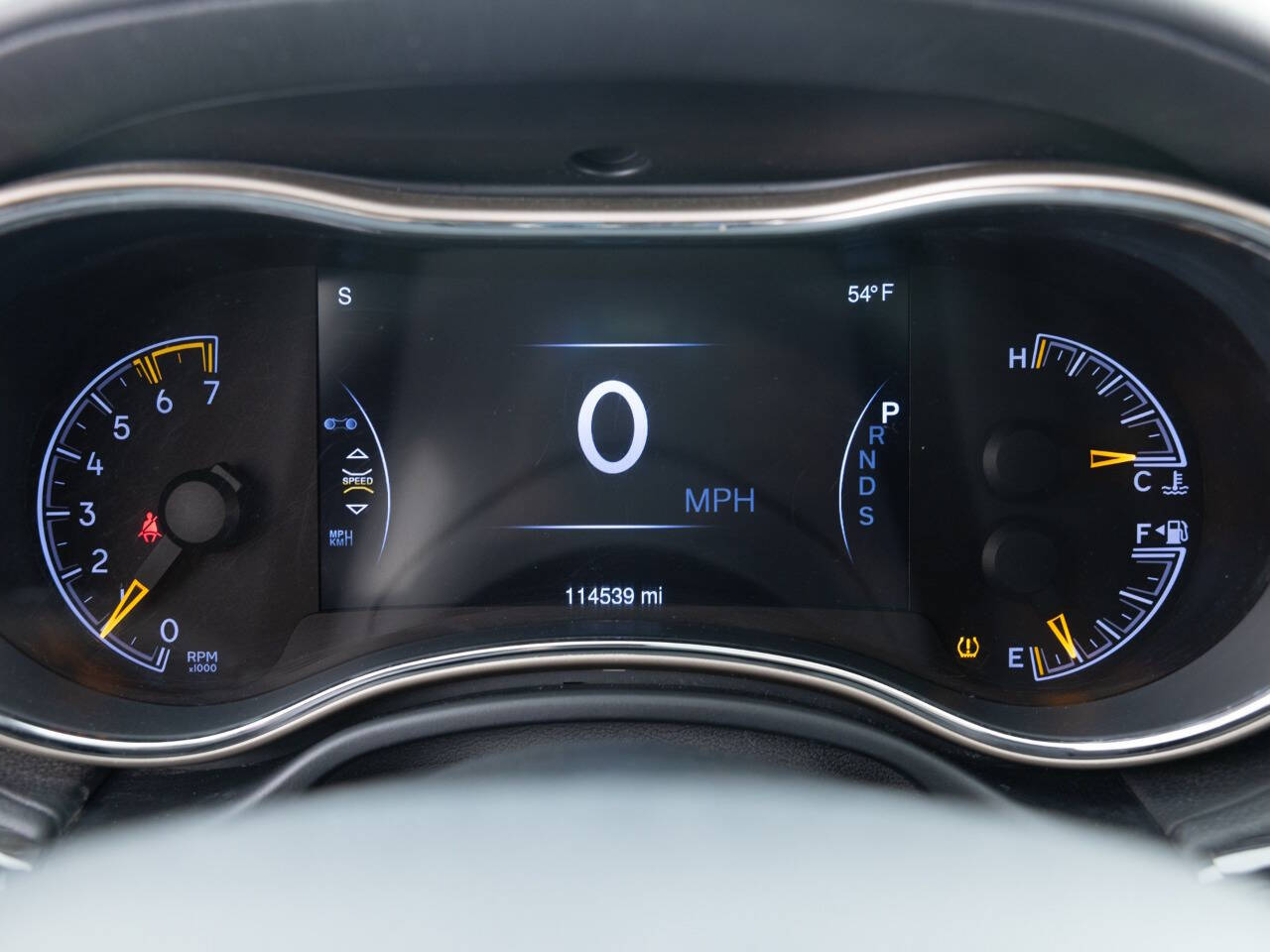 Used Car 2014 Jeep Grand Cherokee  Overland 4x4 4dr Suv For Sale Under $15,000 In Coal City, Illinois