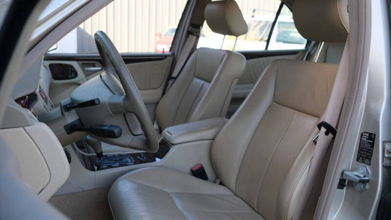 1998 Mercedes-Benz E-Class E 320