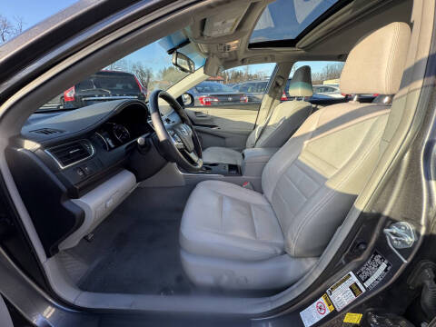 2016 Toyota Camry XLE