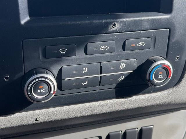 2015 Nissan NV