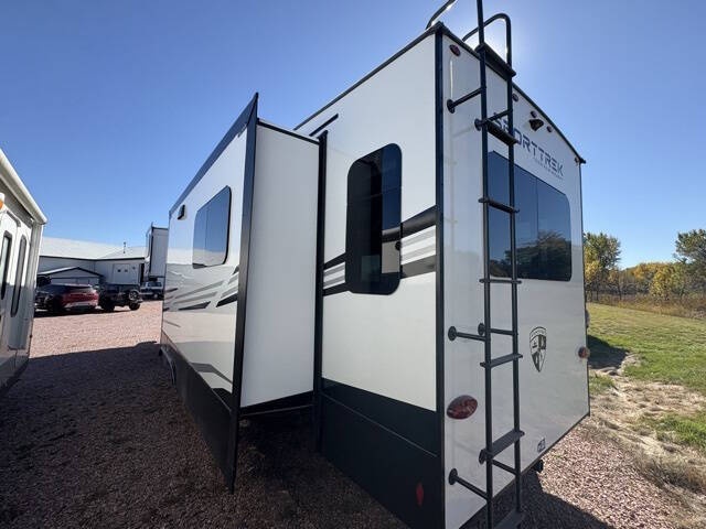 2026 Venture RV Sporttrek Touring
