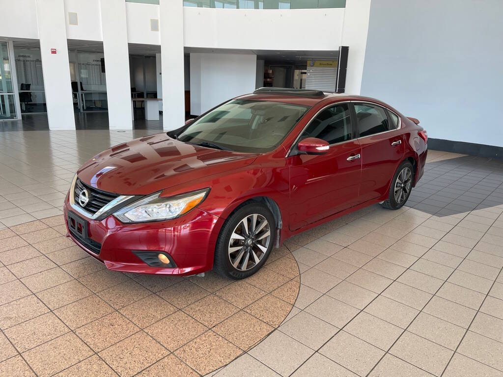 2016 Nissan Altima for sale at Auto Haus Imports in Grand Prairie, TX