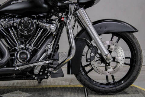 2017 Harley-Davidson Road Glide Special