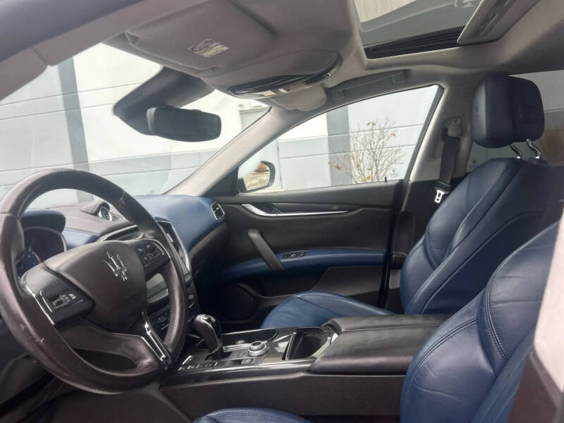 2017 Maserati Ghibli