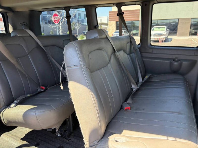 2016 Chevrolet Express LS 2500