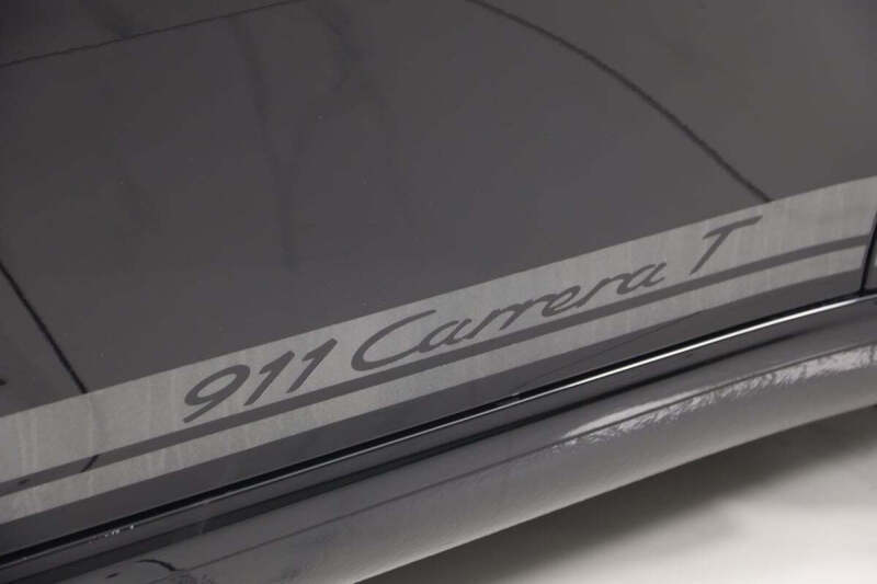 2019 Porsche 911 Carrera