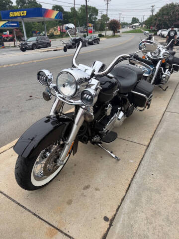 2013 Harley-Davidson Road King Classic FLHRC
