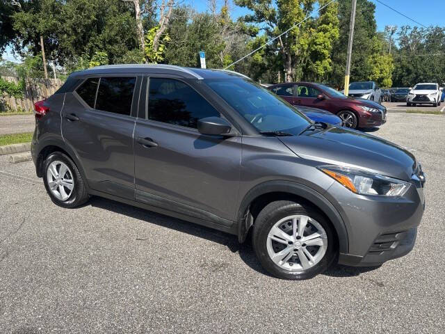 2019 Nissan Kicks S