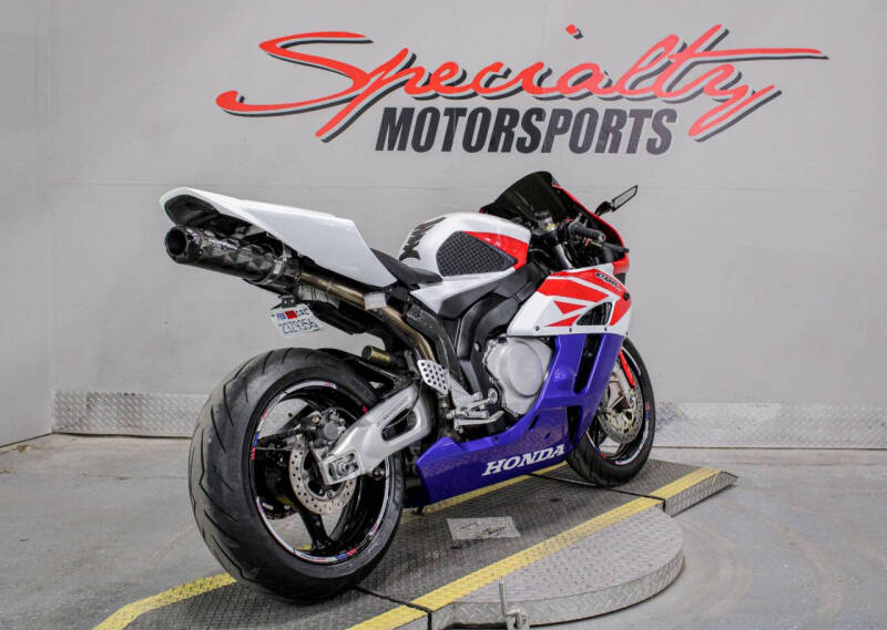 2005 Honda CBR1000RR