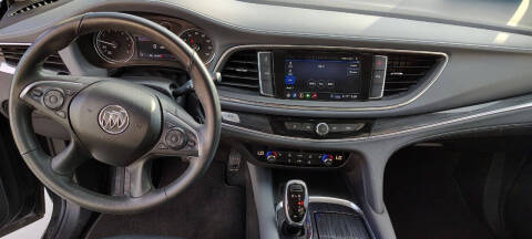 2020 Buick Enclave Essence