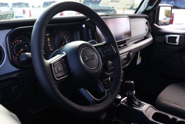 2025 Jeep Gladiator Willys