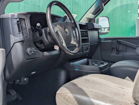 2017 Chevrolet Express 3500