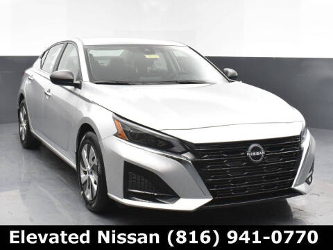 2025 Nissan Altima for sale at Elevated Automotive in Merriam KS