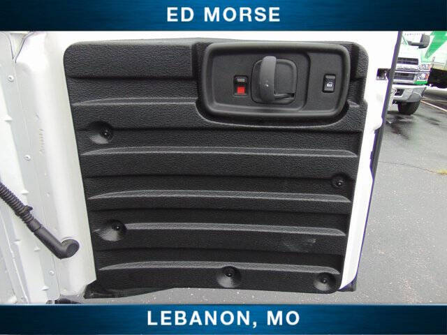 2023 GMC Savana 2500