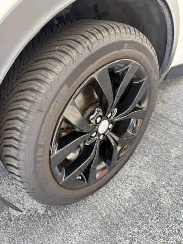 2020 Land Rover Discovery Sport P250 SE