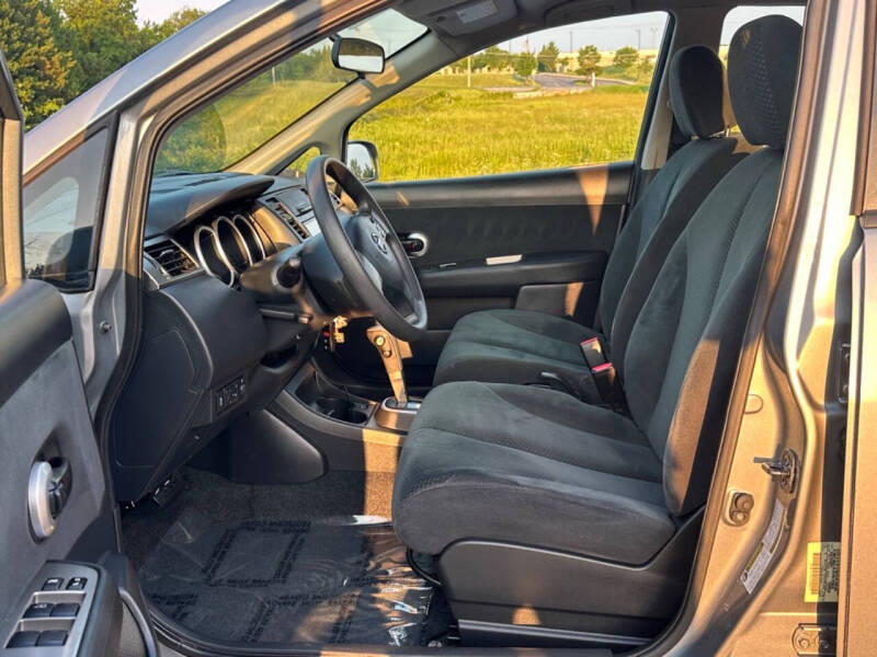 2012 Nissan Versa 1.8 S