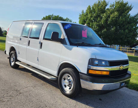 2023 Chevrolet Express 2500