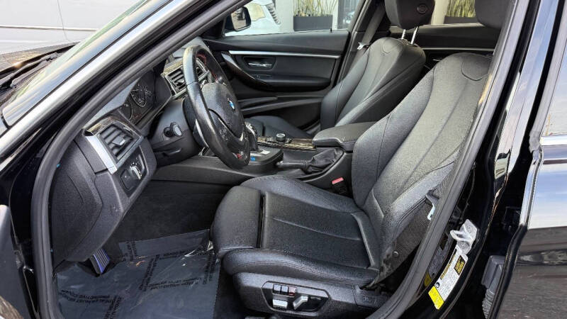 2017 BMW 3 Series 330i