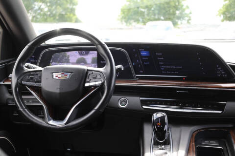 2023 Cadillac Escalade Luxury