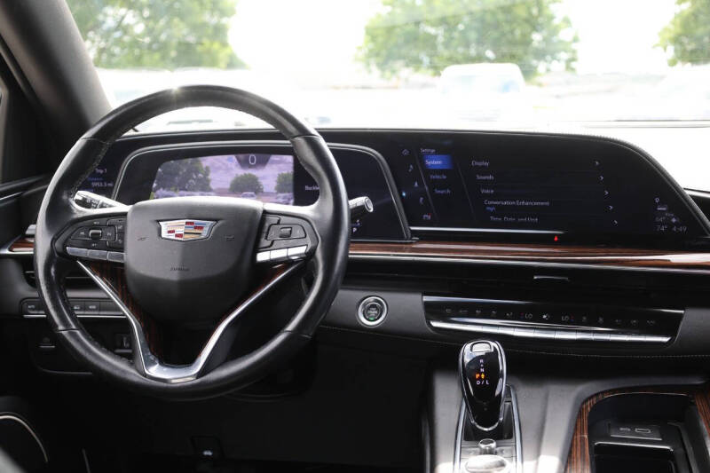 2023 Cadillac Escalade Luxury
