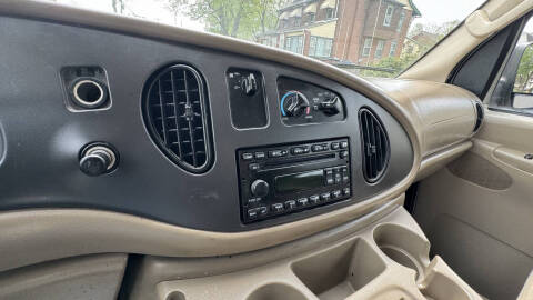 2005 Ford E-Series E-150