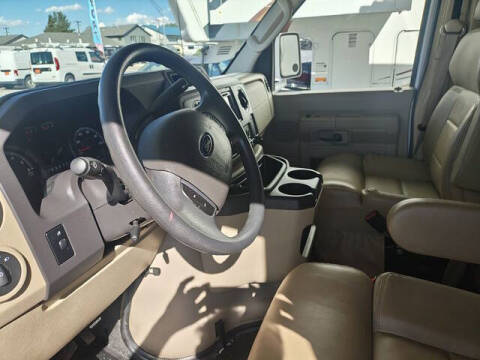 2016 Coachmen RV Freelander