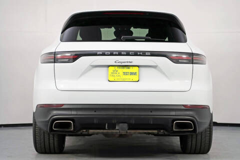 2023 Porsche Cayenne Platinum Edition