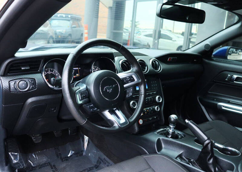 2015 Ford Mustang V6