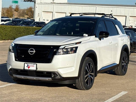 2025 Nissan Pathfinder Platinum