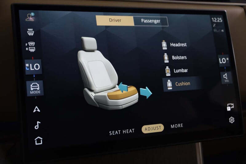 2024 Land Rover Range Rover P400 SE