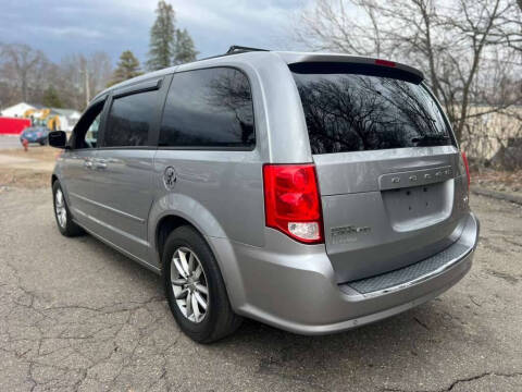 2014 Dodge Grand Caravan R/T