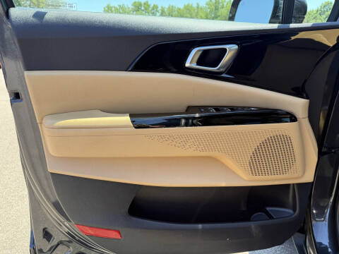 2024 Kia Carnival EX