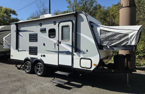 2017 Jayco Jay Feather