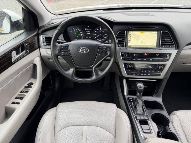 2016 Hyundai Sonata Plug-in Hybrid