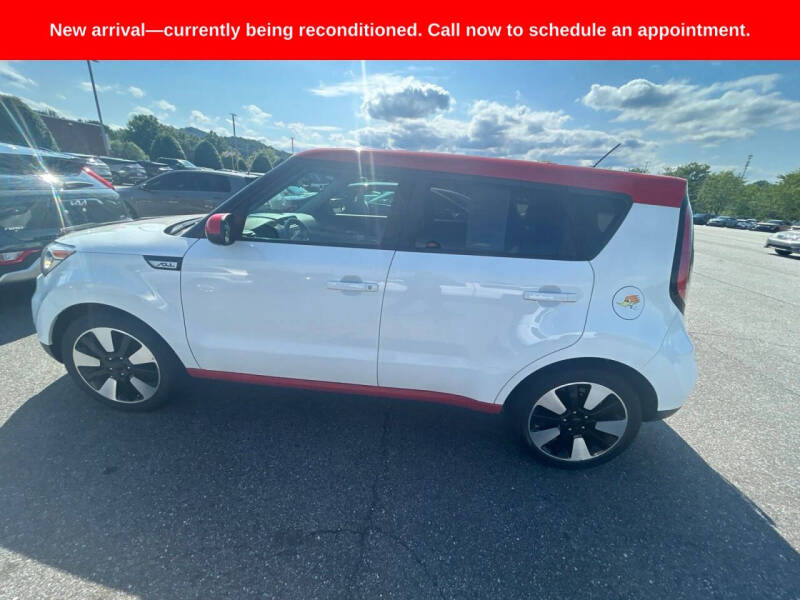 2017 Kia Soul +