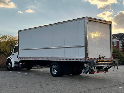 2020 Freightliner M2 106