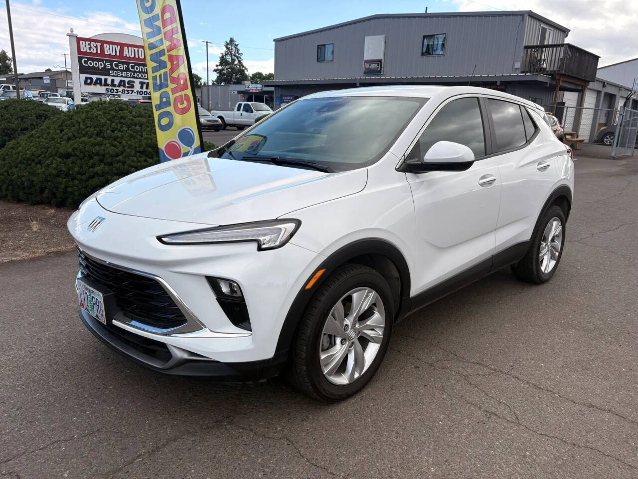White 2024 Buick Encore GX Preferred Preferred 4dr Crossover 1